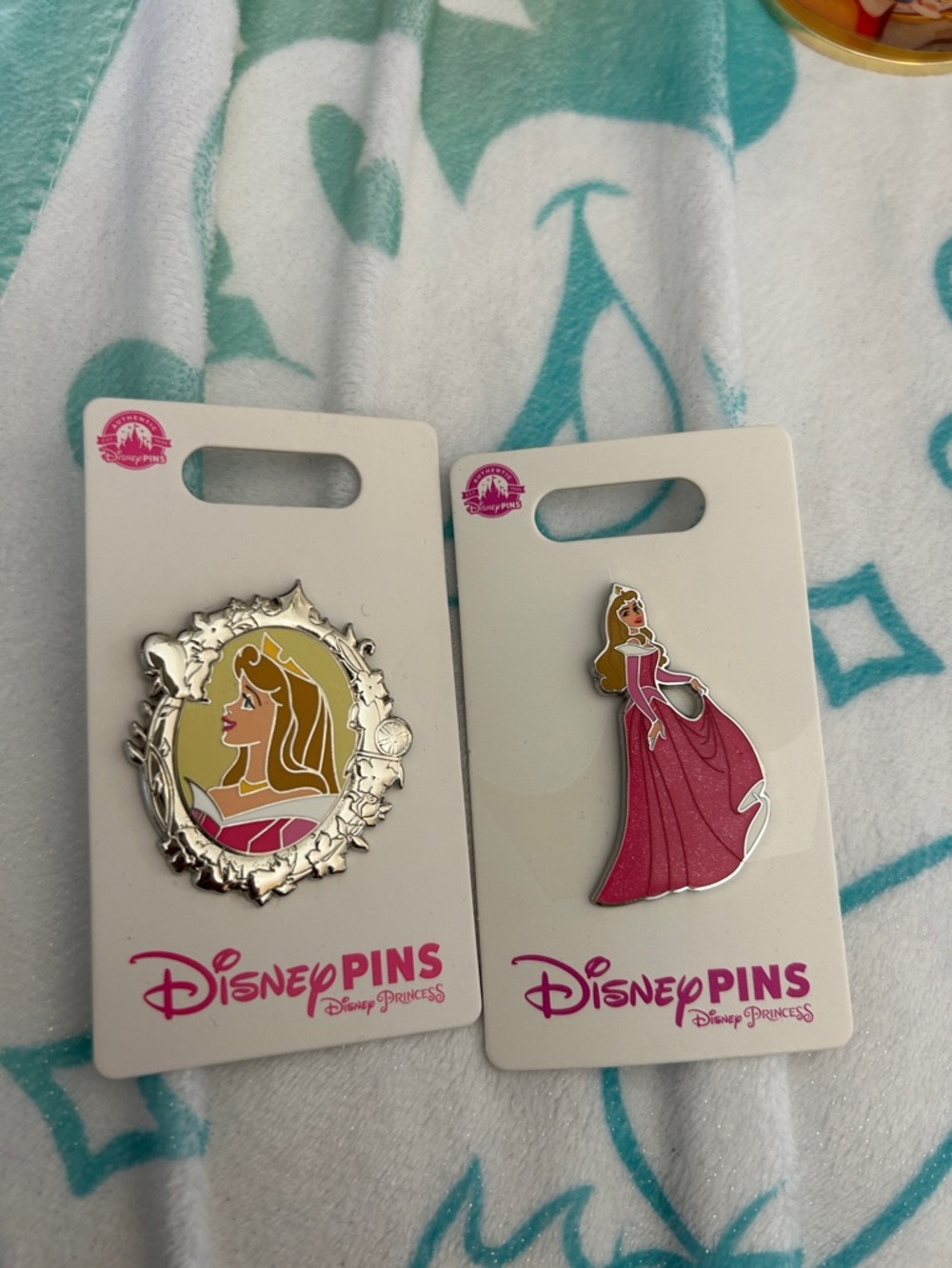 Disney sleeping beauty Aurora set of two open edition pins NWT